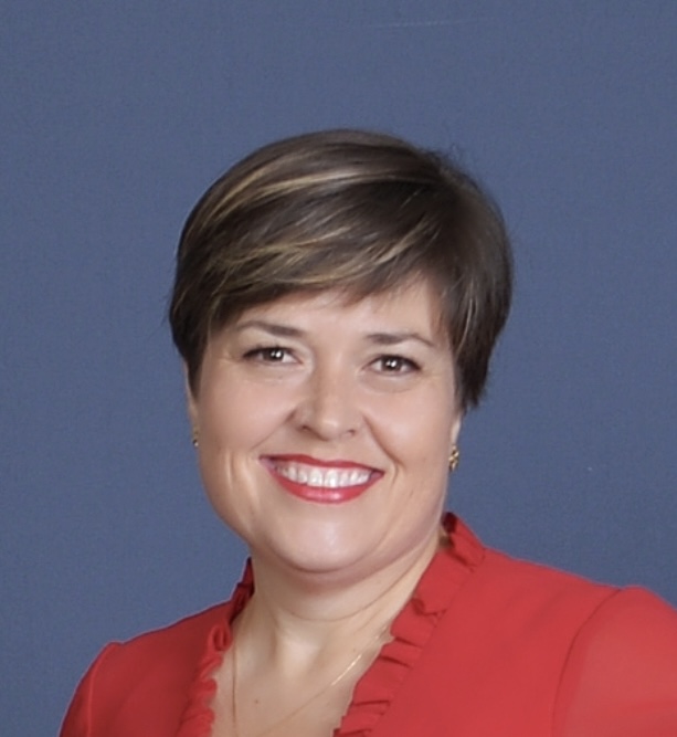 Leslie Gonzalez, School Director, Headshot